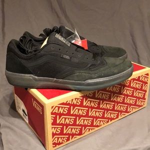 vans ave pro navy